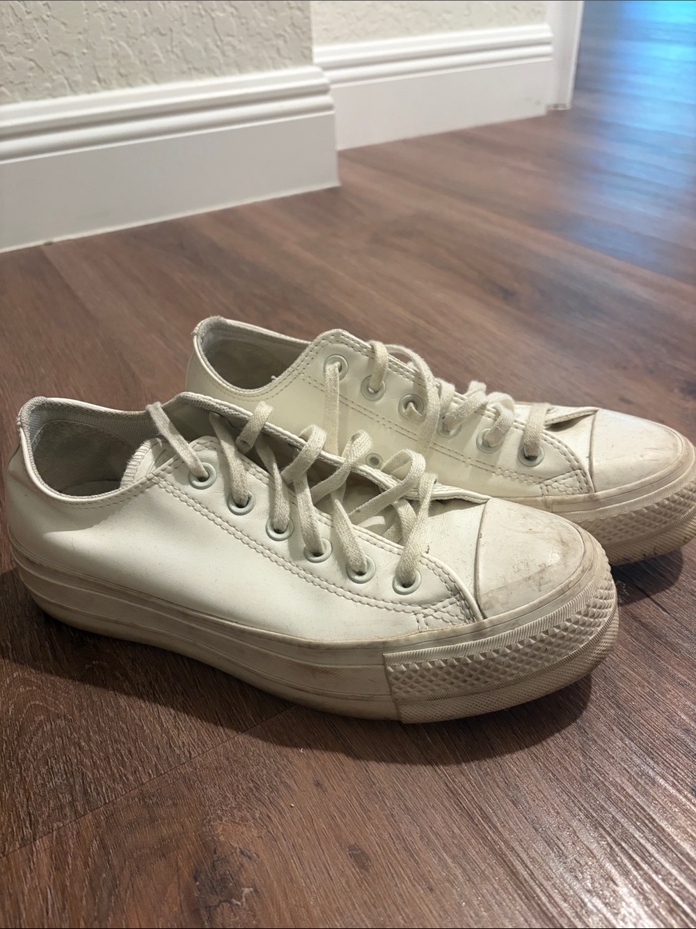 Converse Kids Low-Top Canvas Sneakers in White